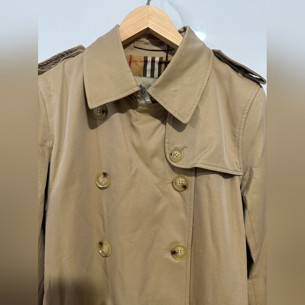 Burberry Tan Trench Coat for Women - Picture 6 of 16